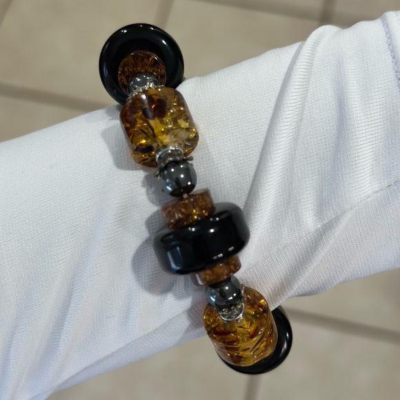 Beautiful, one of a kind handmade beaded bracelet - Picture 3 of 4